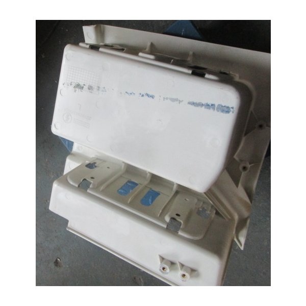 Корпус подножки SHACMAN x6000 нижний левый, DZ16251240021