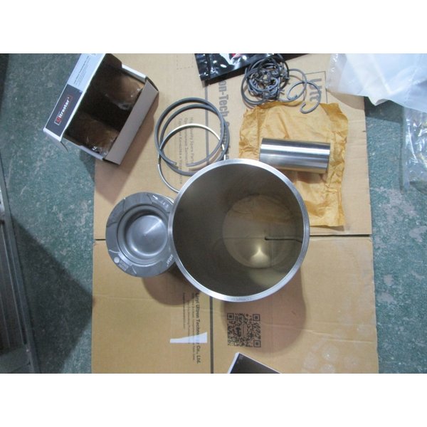 Поршневая группа SHACMAN WP10 E5 336л.с. ГБЦ 4 клапана (поршень 612650020002 -6шт.ULTRA STAR