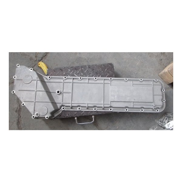 Крышка маслоохладителя (теплообменника) длинная WP10, WD615 614010083B