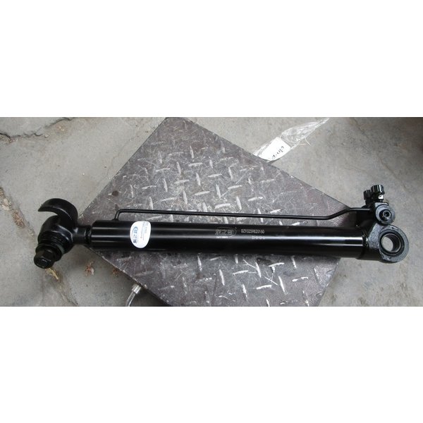Цилиндр подъема кабины SHACMAN F3000 8х4 L=575 DZ1640820060/ DZ1640820160