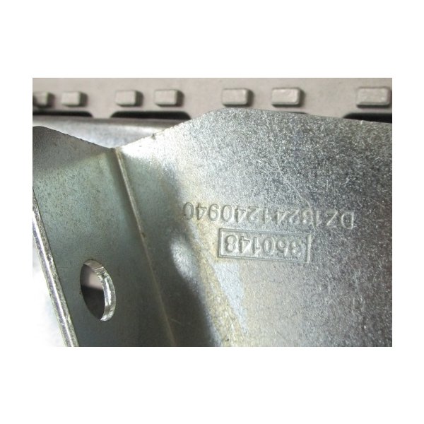 Подножка SHACMAN F3000 нижняя правая аллюминивая шарнирная DZ13241240940
