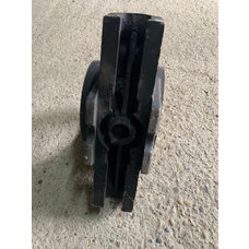 Корпус балансира HOWO E3 (крючки под 2 стремянки)  AZ9925520235