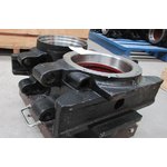 Корпус балансира SHAANXI,SHACMAN F3000 на 4 стремянки DZ91259520038