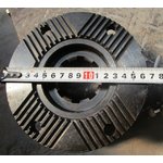 Фланец редуктора HOWO D-165 H-60 4 отв. 8 зуб. AZ9114320205